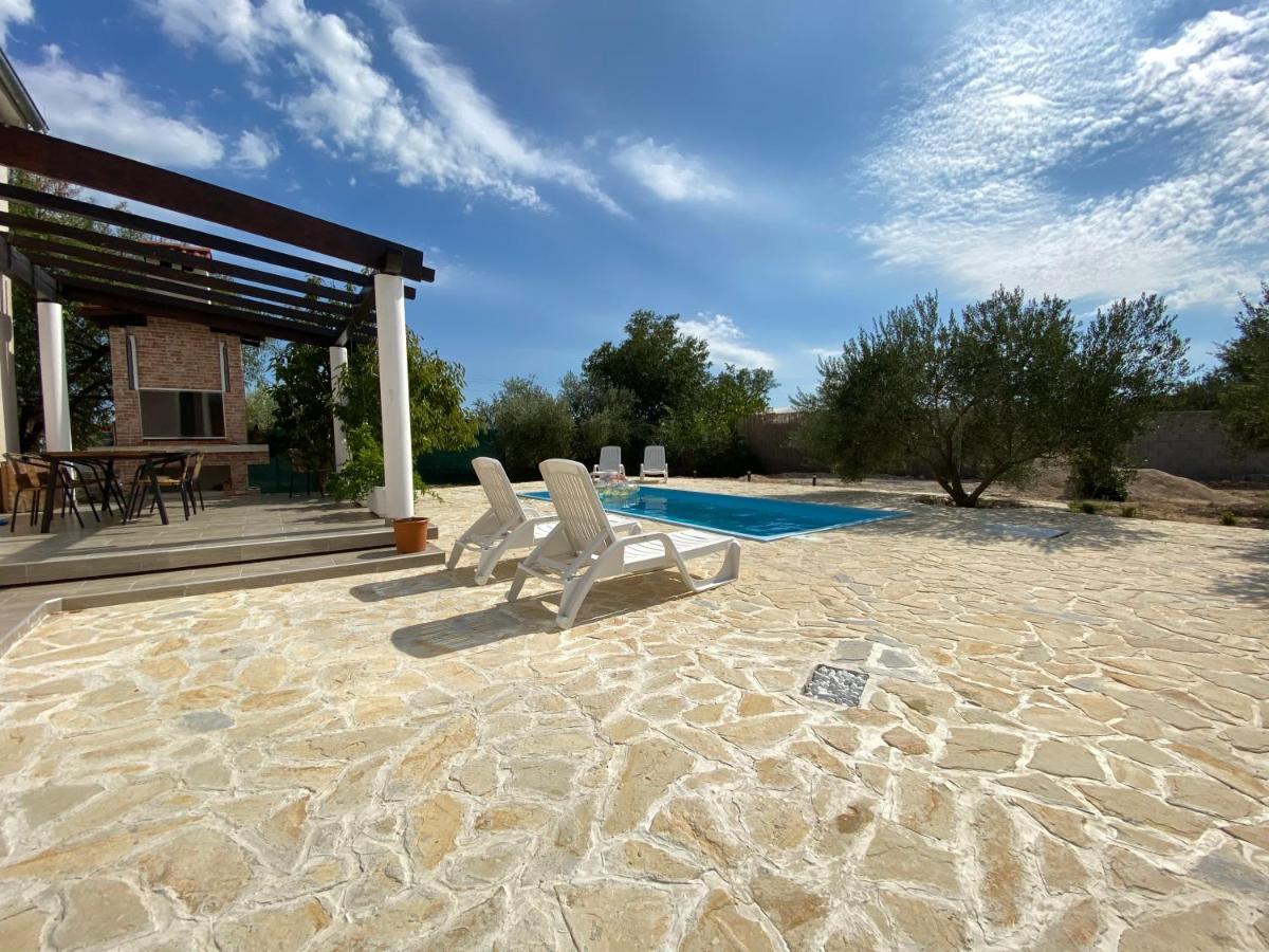 Stankovci  Villa Bubica- Cozy Holiday Home In Rural Area With Pool מראה חיצוני תמונה