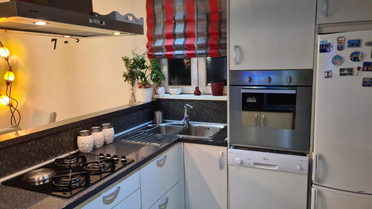 Stankovci  Villa Bubica- Cozy Holiday Home In Rural Area With Pool מראה חיצוני תמונה