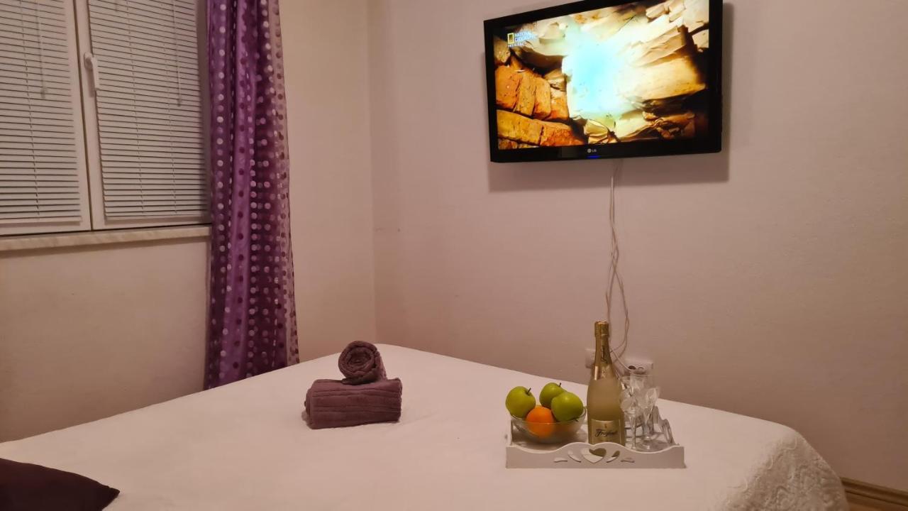 Stankovci  Villa Bubica- Cozy Holiday Home In Rural Area With Pool מראה חיצוני תמונה