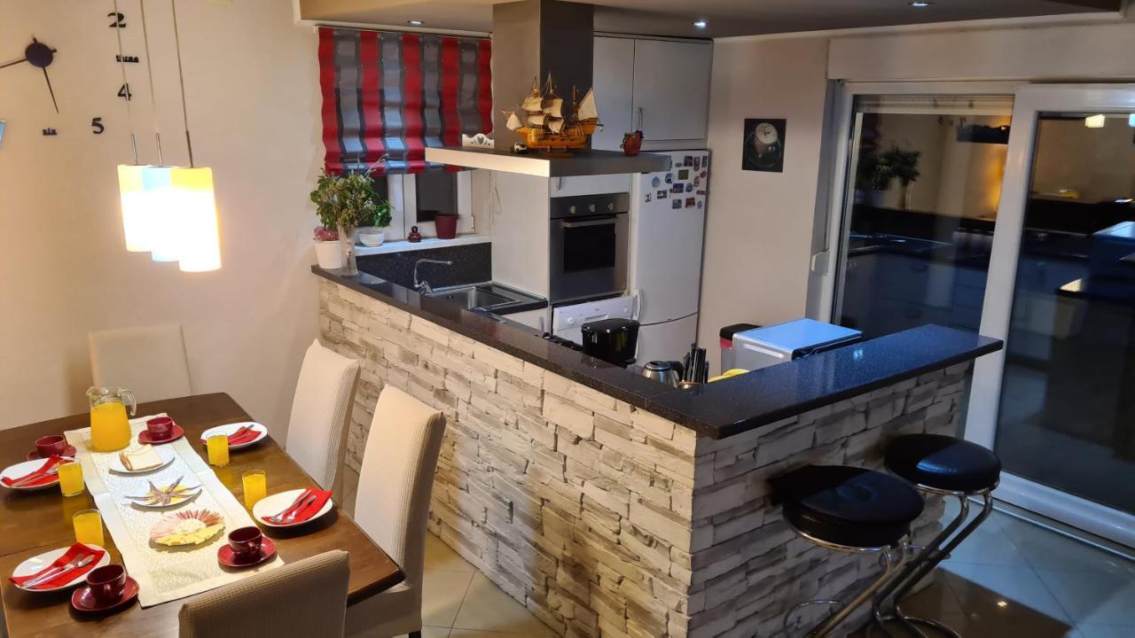Stankovci  Villa Bubica- Cozy Holiday Home In Rural Area With Pool מראה חיצוני תמונה
