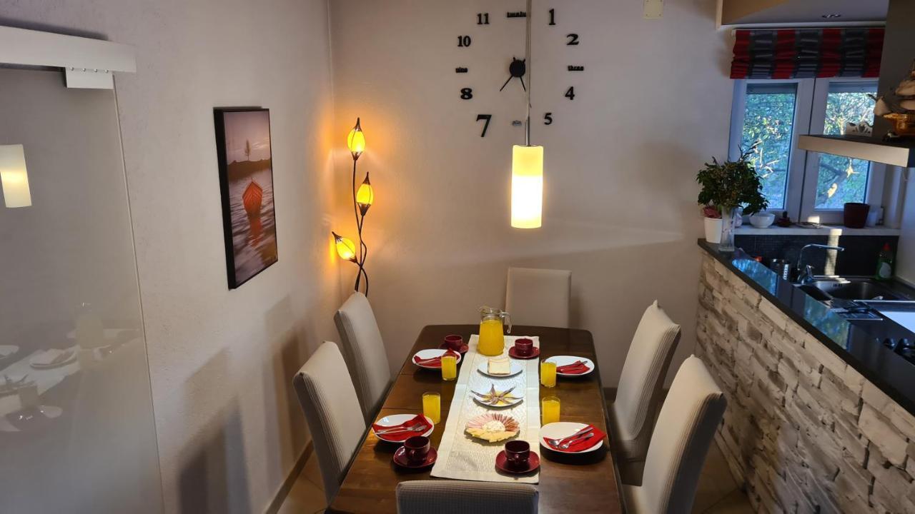 Stankovci  Villa Bubica- Cozy Holiday Home In Rural Area With Pool מראה חיצוני תמונה