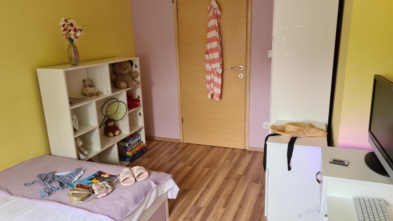 Stankovci  Villa Bubica- Cozy Holiday Home In Rural Area With Pool מראה חיצוני תמונה