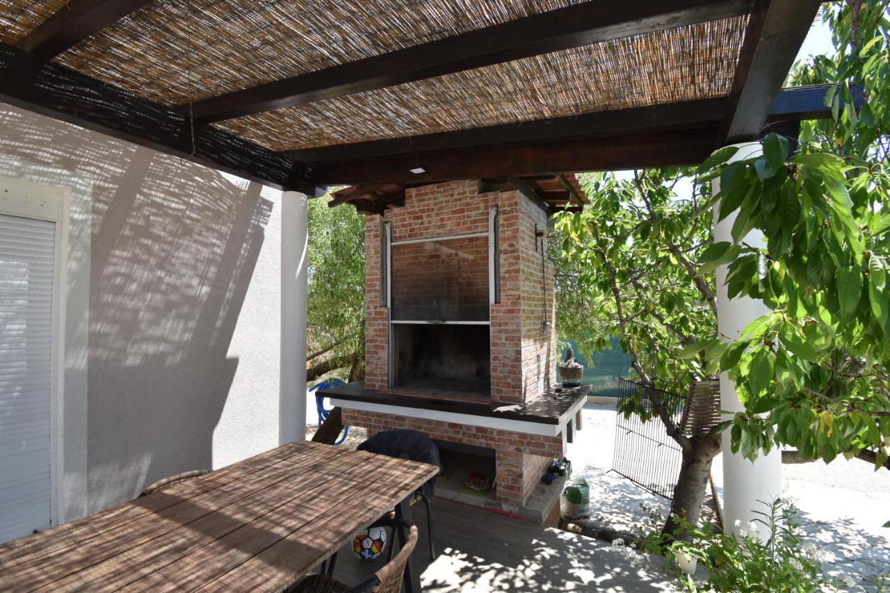 Stankovci  Villa Bubica- Cozy Holiday Home In Rural Area With Pool מראה חיצוני תמונה